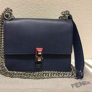 Kan-I cross bag/ handbag